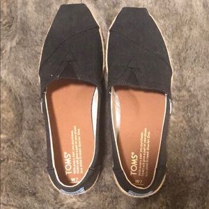 TOMS Women’s Size 7 Black Wash Canvas Espadrilles